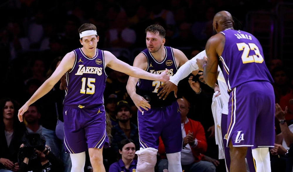 دونتشيتش يتألق ويقود ليكرز لاكتساح كليبرز وانتزاع الصدارة