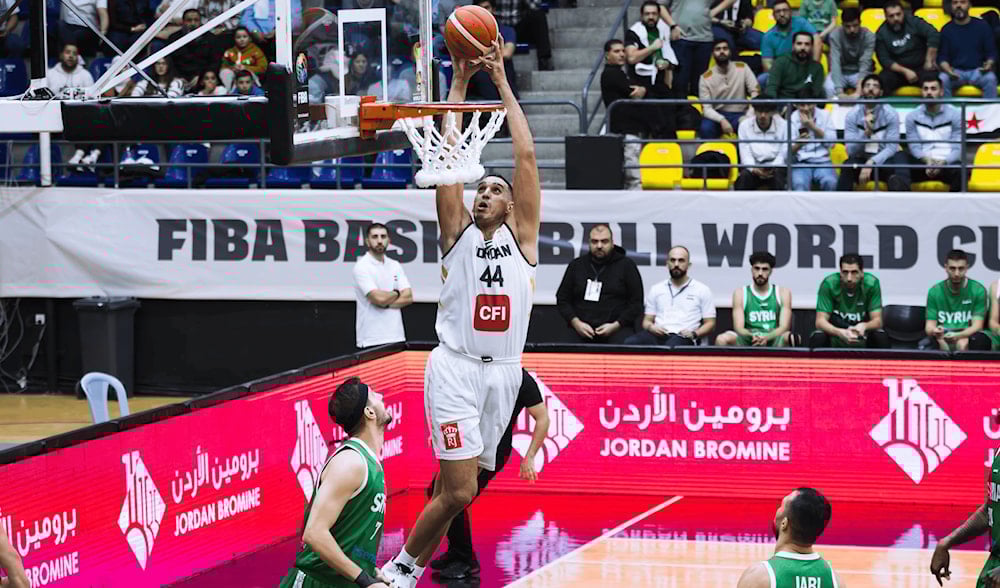 الأردن يفوز على سوريا في تصفيات كأس العالم لكرة السلة