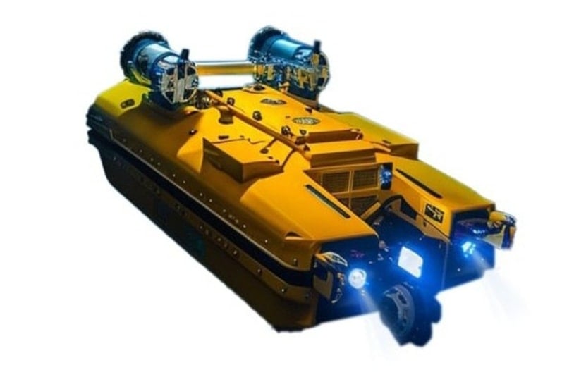 روبوت إيراني يعمل تحت الماء لمراقبة السفن