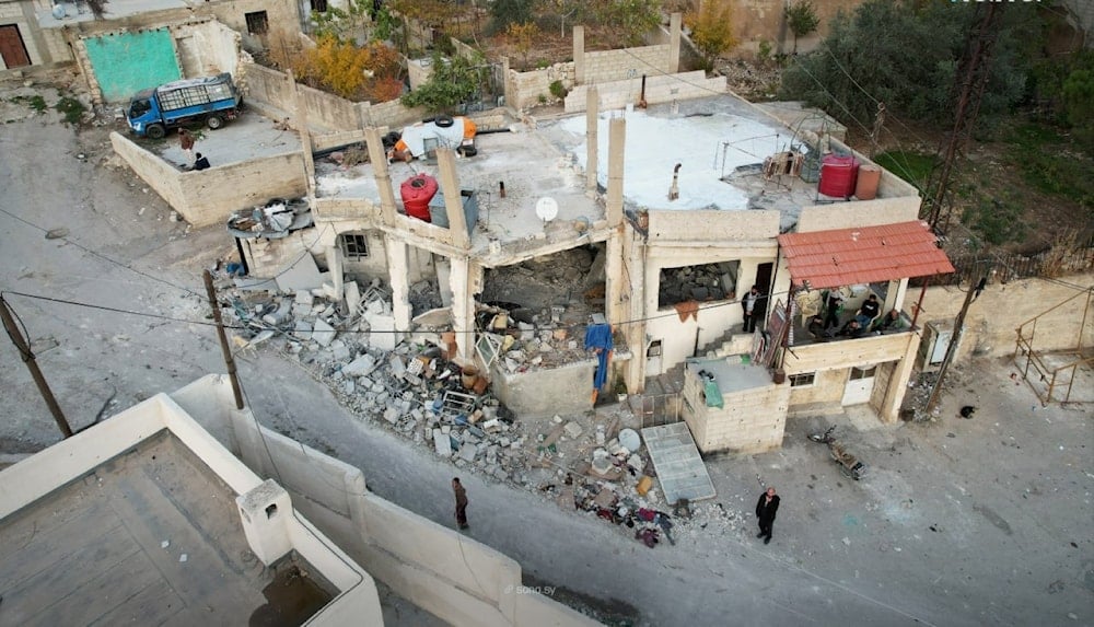  آثار الدمار جراء الاعتداء الإسرائيلي على بلدة بيت جن في ريف دمشق صباح اليوم (سانا)