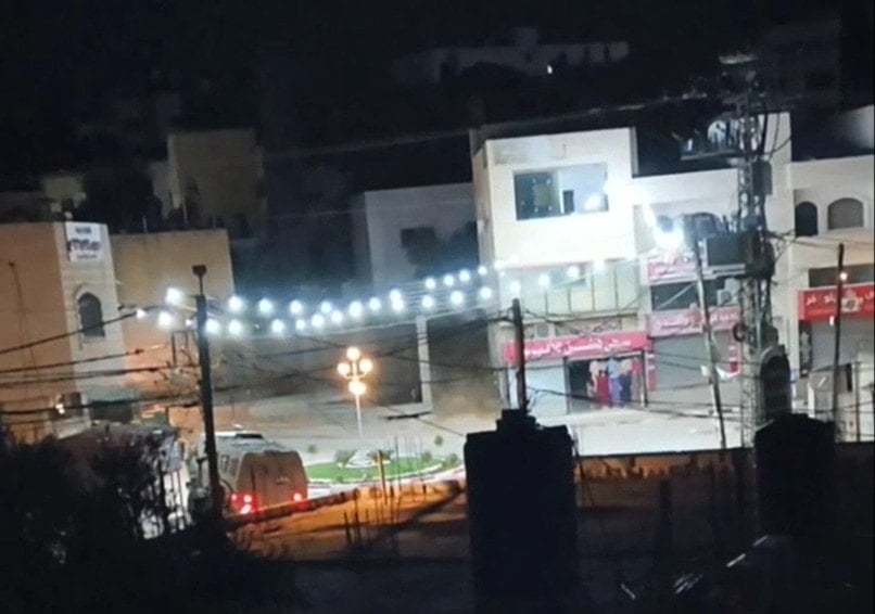 تحركات لآليات الاحتلال في مدينة طوباس في الضفة الغربية خلال عدوانها المستمر لليوم الثالث 28 تشرين الثاني/نوفمبر 2025