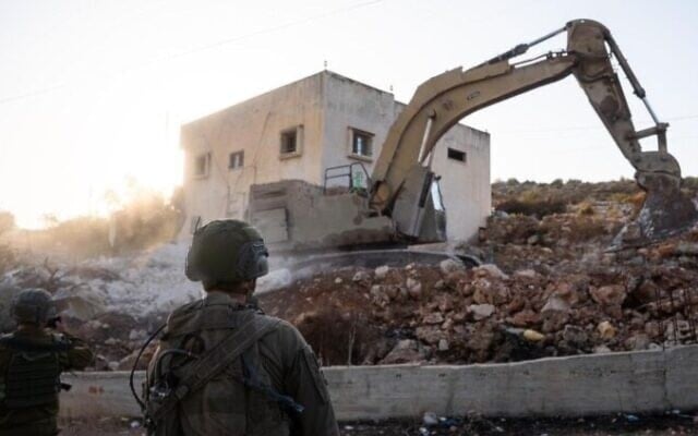 جيش الاحتلال يهدم عدداً من المنازل في مخيم جنين (أرشيفية )