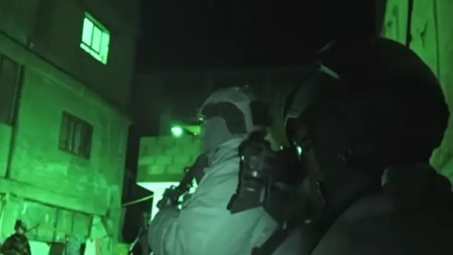 جنود للاحتلال الإسرائيلي في بلدة بيت جن في ريف دمشق بسوريا