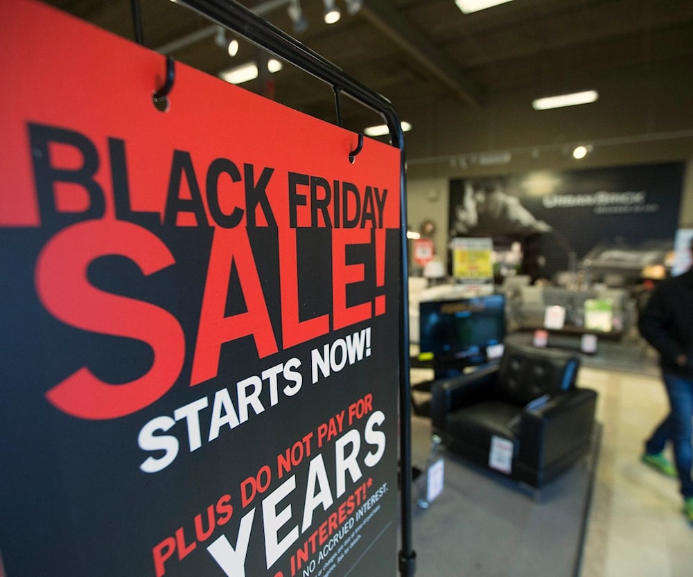 ارتفاع الإنفاق عبر الإنترنت في يوم الجمعة السوداء مع توقعات بمزيد من الزيادة