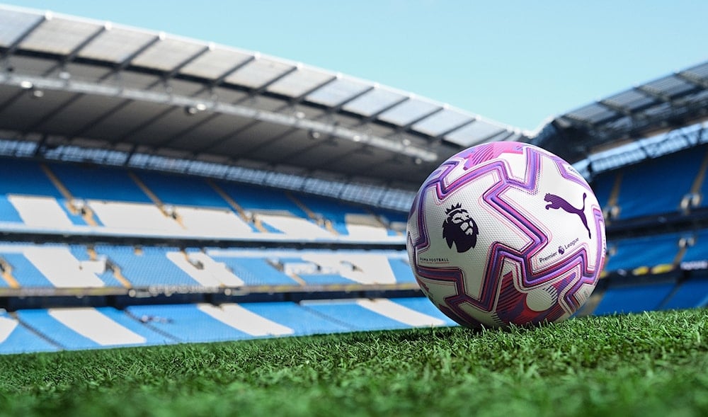 قضية غامضة تهز البريميرليغ: وكيل لاعبين متهم بابتزاز نجم شاب