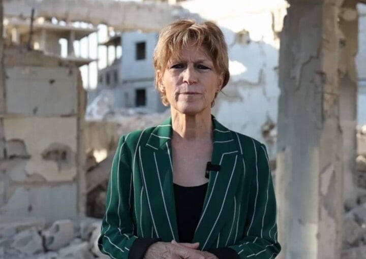 الأمينة العامة لمنظمة العفو الدولية أنياس كالامار في داريا في سوريا - 28 تشرين الثاني/نوفمبر 2025