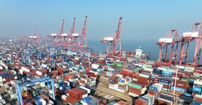 الصين تعوّض التراجع الأمريكي في صادراتها وتوسع أسواقها العالمية