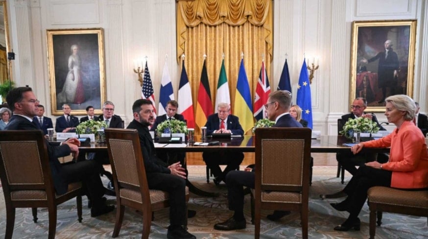 الرئيس الأميركي دونالد ترامب مع قادة أوروبيين (أرشيفية)