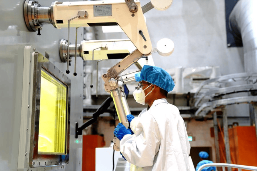 وقود نووي من 