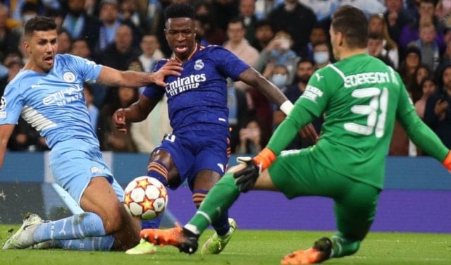 هل ينتقل فينيسيوس جونيور إلى مانشستر سيتي؟