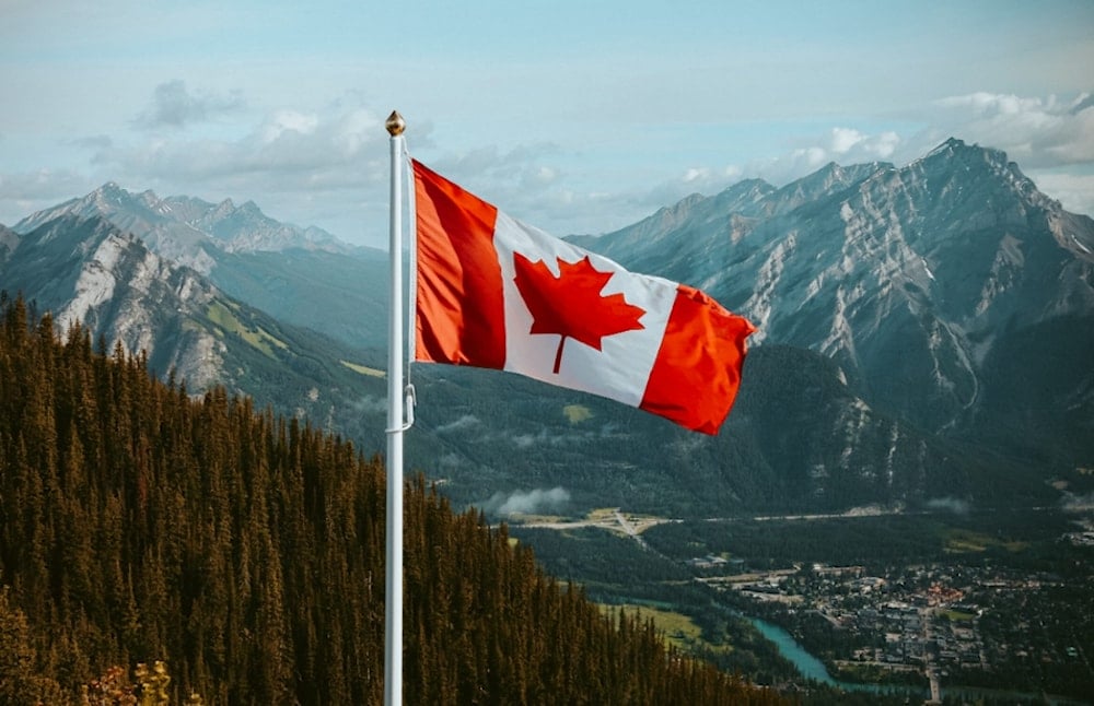 الاقتصاد الكندي يبدأ بالتراجع تحت وطأة رسوم ترامب الجمركية