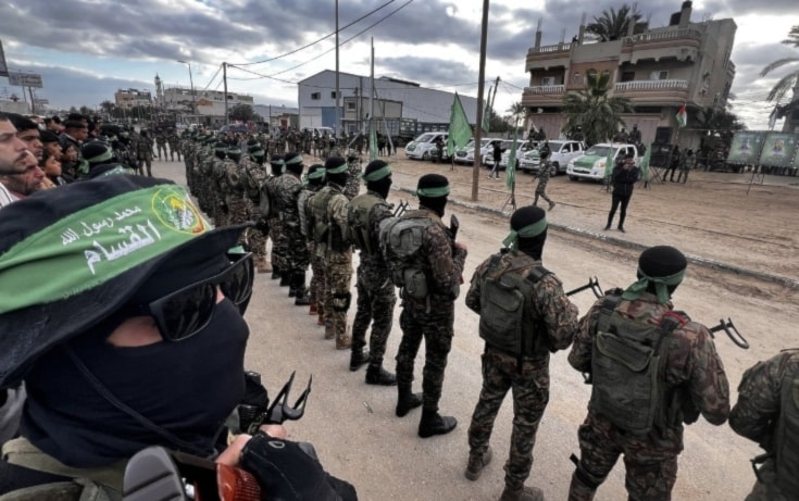 غزة: انطلاق الدفعة الخامسة.. الإفراج عن 3 أسرى للاحتلال مقابل 183 أسيراً فلسطينياً