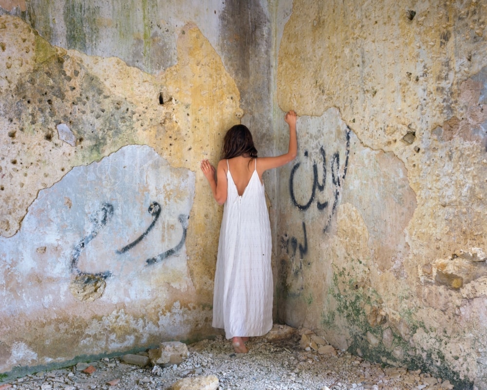 من معرض 