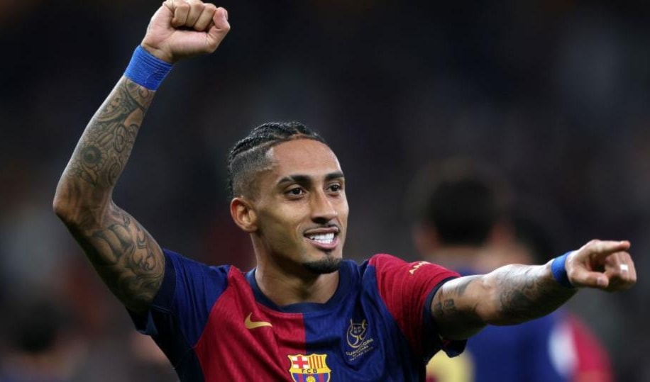 برشلونة يقترب من تمديد عقد رافينيا