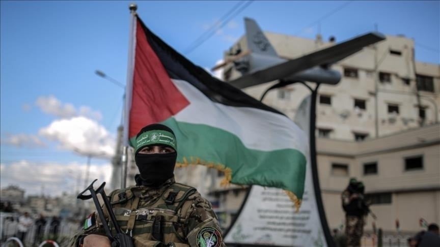 مقاوم من المقاومة الفلسطينية في قطاع غزة