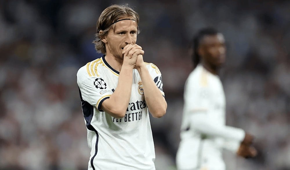 لوكا مودريتش يعلن رحيله عن ريال مدريد بعد 13 عاماً من المجد والتاريخ