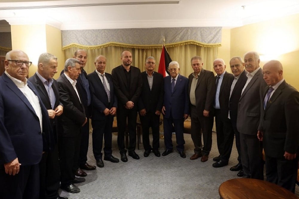 من لقاء الرئيس الفلسطيني، محمود عباس، والفصائل الفلسطينية في بيروت، اليوم الجمعة (وكالة 