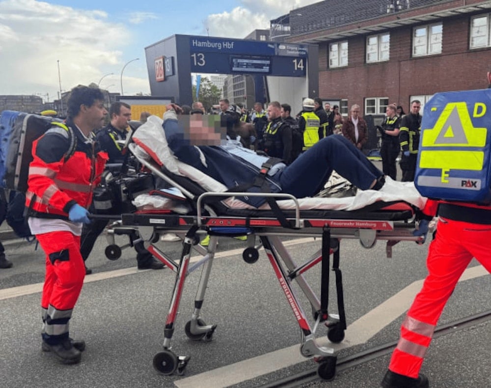 الضحايا في محطة قطارات هامبورغ حيث وقع حادث الطعن