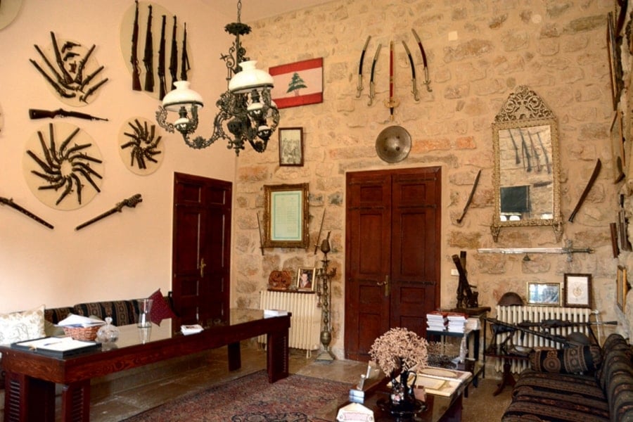 صورة من متحف فيصل إرسلان