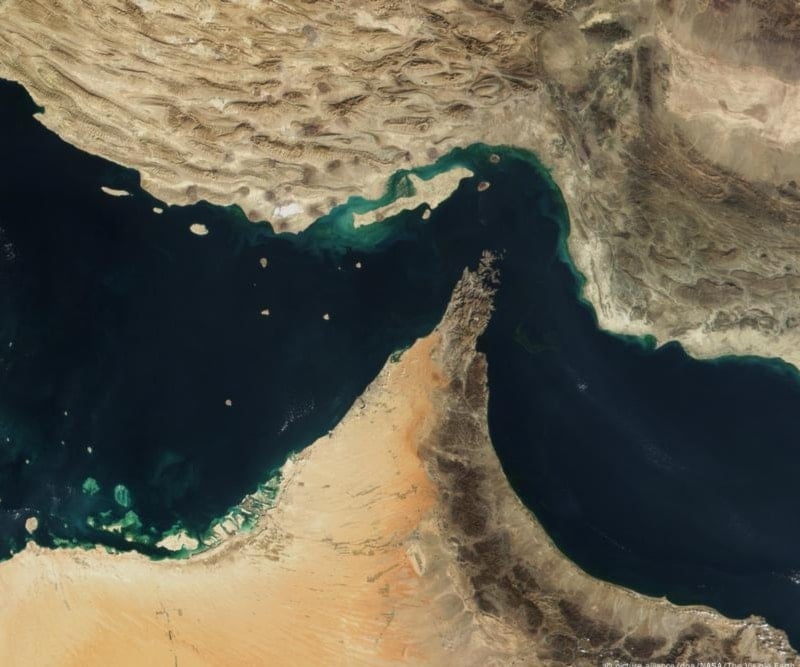 الرئيس التنفيذي  لـ