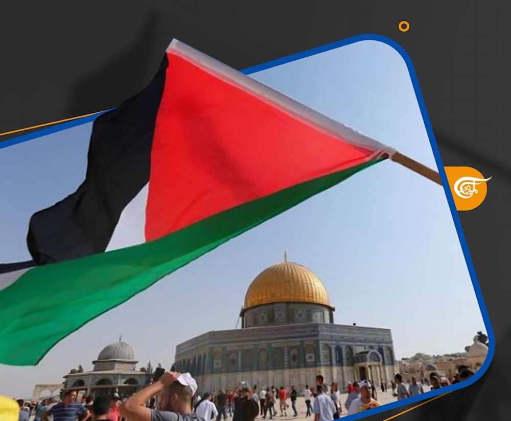 يعيش الواقع الفلسطيني على وقع انقسام فكريّ حادّ بين جماعتين.