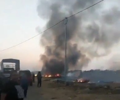 من هجوم المستوطنين على بلدة دير دبوان شرقي رام الله (وكالات)