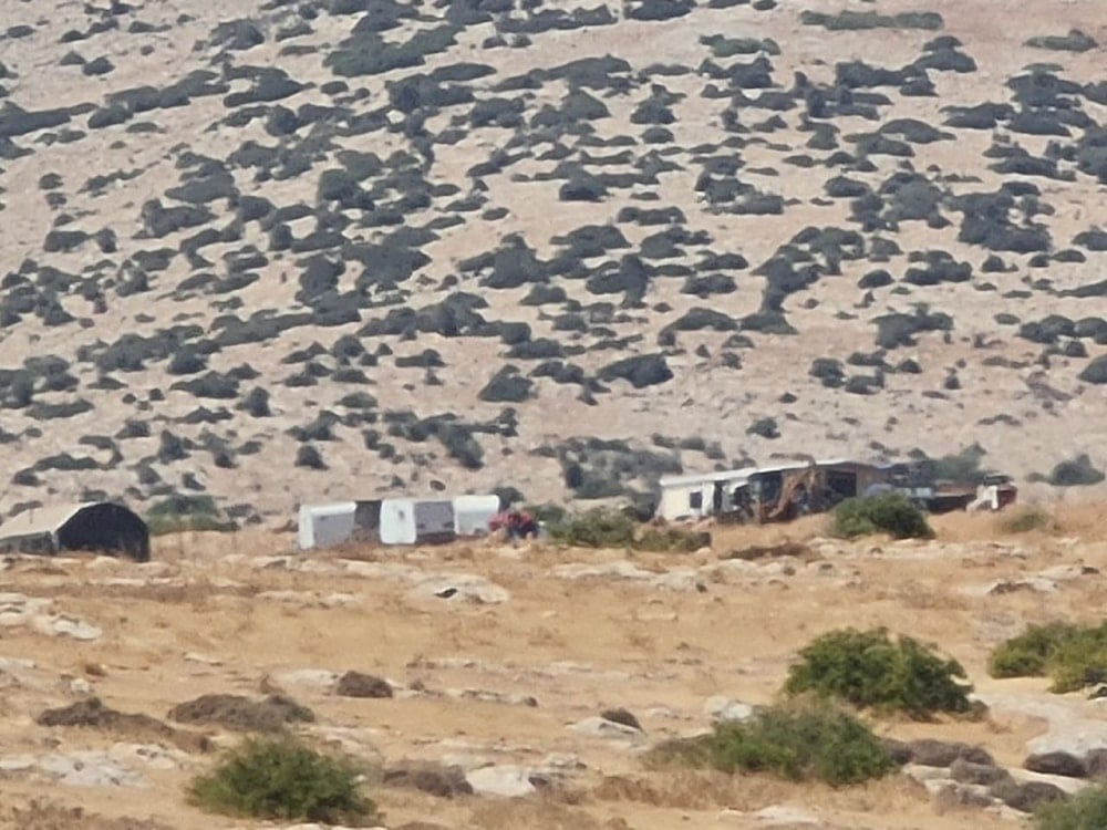 مستوطنون يستقدمون 
