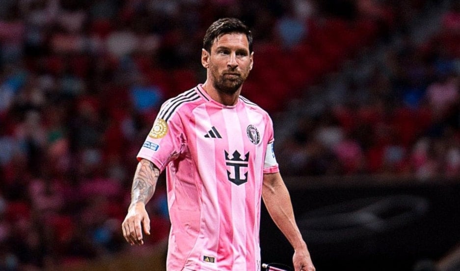 برشلونة يخطط لتكريم ميسي في افتتاح 