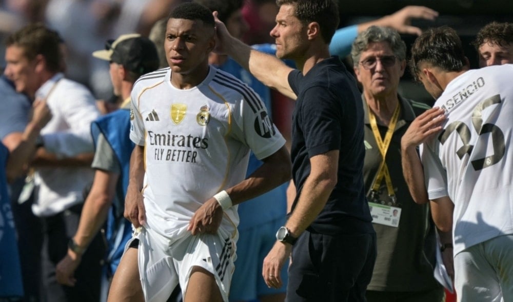 ألونسو يملك القرار الكامل.. لا أحد مضمون في ريال مدريد