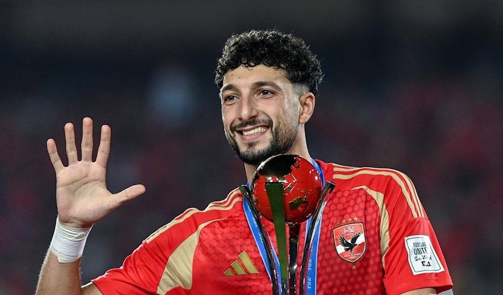 الأهلي يُعلن استمرار مهاجمه الفلسطيني وسام أبو علي حتى 2029