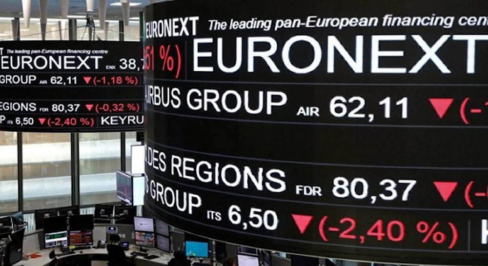 الأسهم الأوروبية تتراجع بعد تهديد ترامب بفرض رسوم جمركية بنسبة 30%