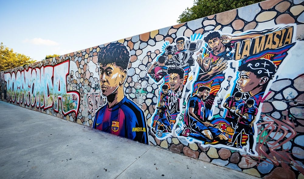 برشلونة يجدد عقد لامين يامال ويمنحه الرقم 10 الأسطوري
