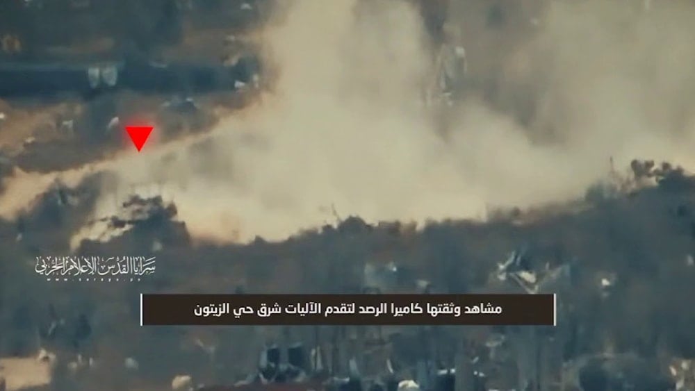 مشاهد من استهداف سرايا القدس آلية عسكرية أثناء توغلها شرق حي الزيتون في مدينة غزة (اإعلام الحربي)