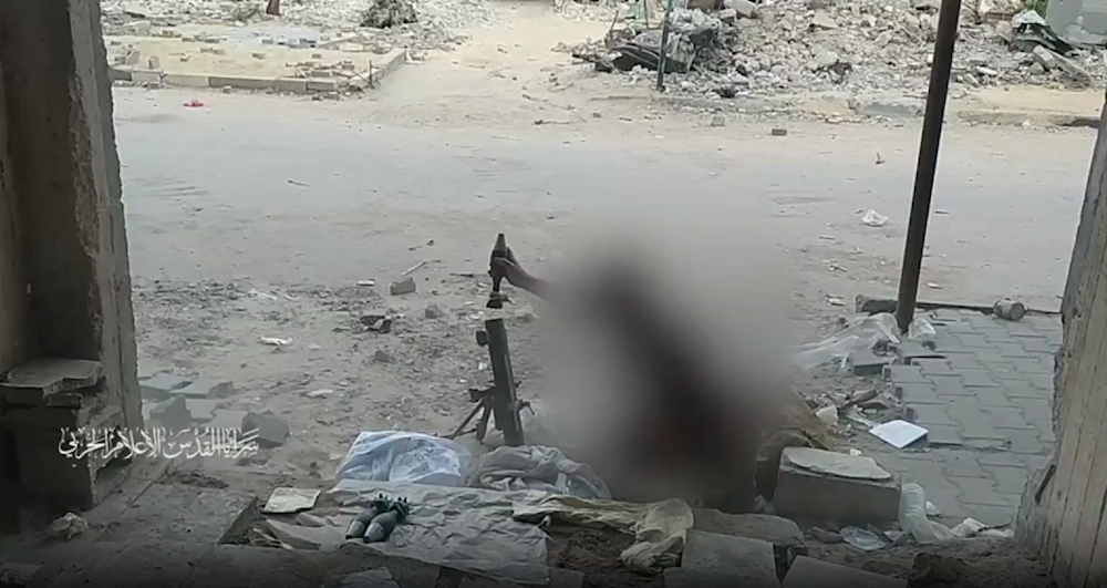مشاهد من قصف القوات الإسرائيلية المتوغلة بقذائف 