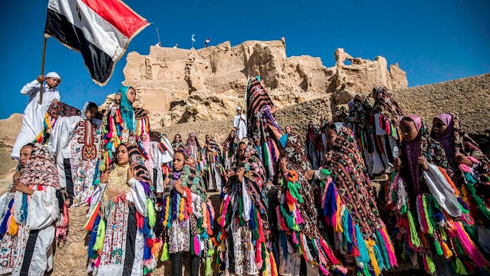 أطفال أمازيغ يرتدون أزياء تقليدية