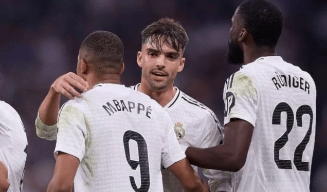 مدافع تحت المجهر: ألونسو يُعيد ترتيب أوراق الدفاع بعد خيبة كأس العالم