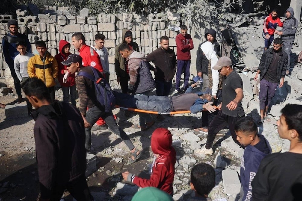 81 شهيداً في غزة منذ الفجر جراء قصف الاحتلال (أرشيفية)