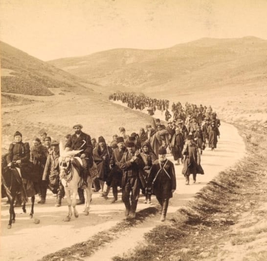 قافلة الحج في الطريق إلى الناصرة