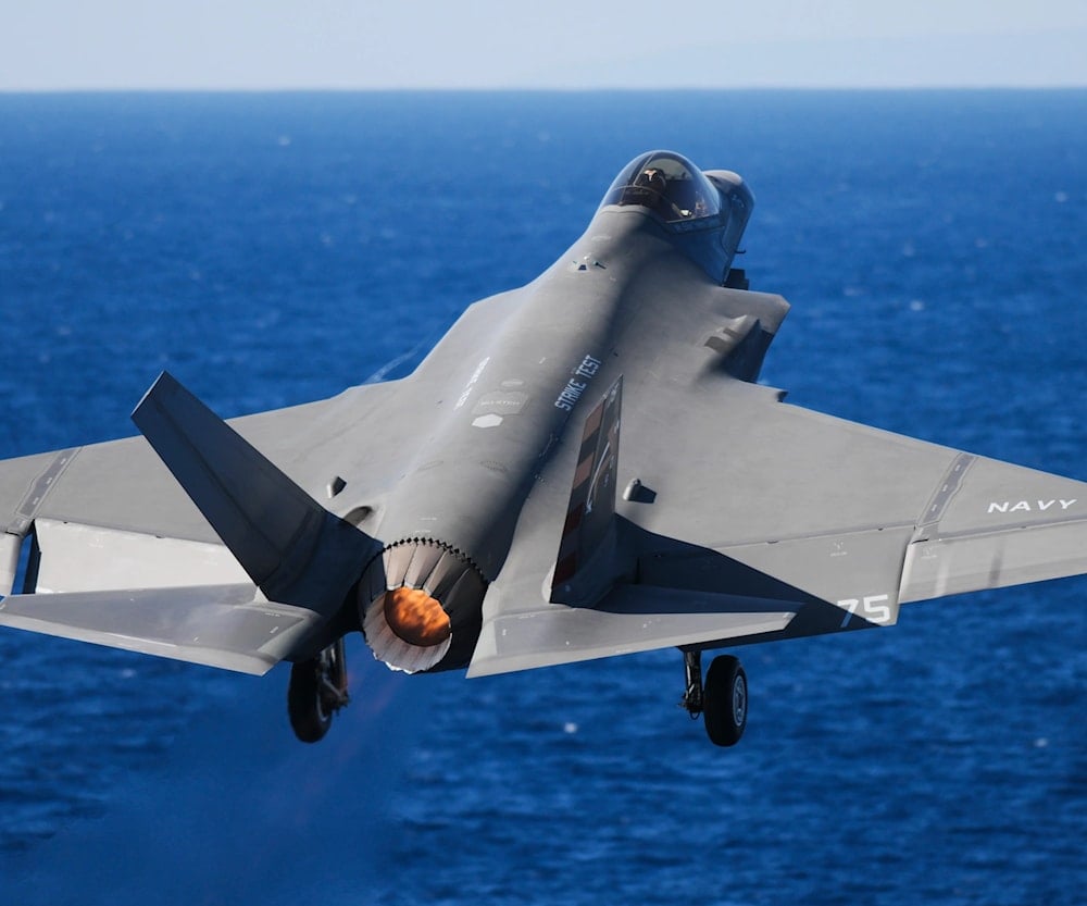 مقاتلة هجومية من طراز F-35C Lightning II