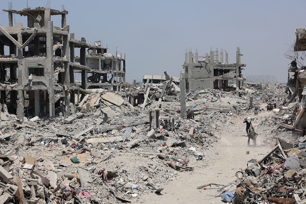 قصف إسرائيلي يستهدف مدينة غزة (AFP)