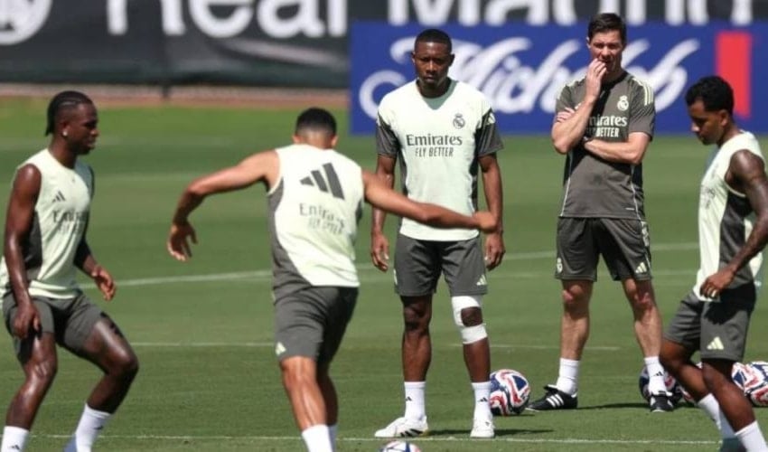 ألونسو يعلن قائمة ريال مدريد لمواجهة أوساسونا في الليغا