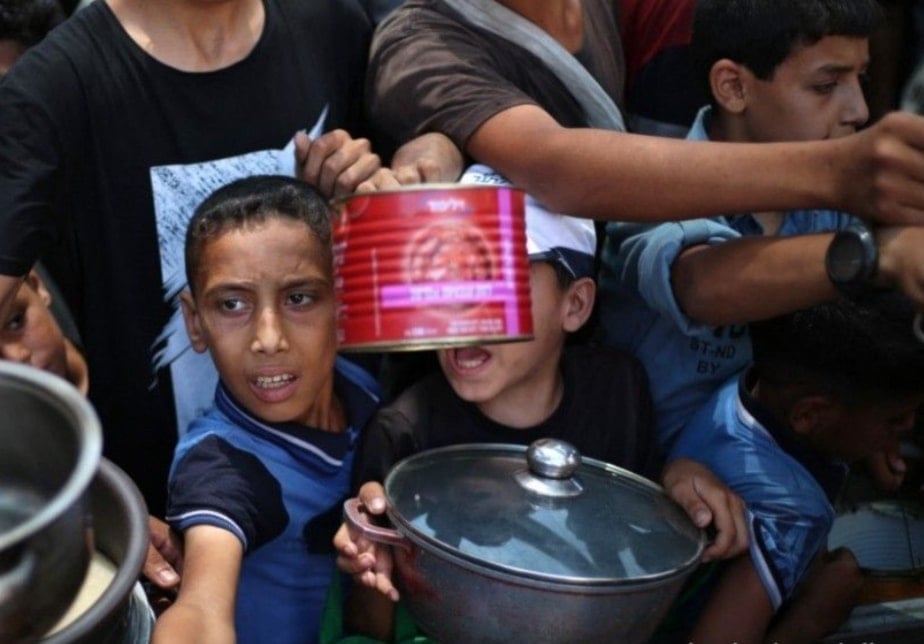 أطفال فلسطينيون في قطاع غزة (أ.ف.ب)