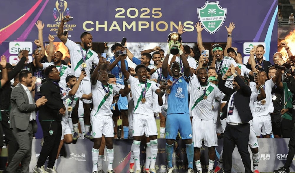 الأهلي يتفوق على النصر ويتوَّج بلقب السوبر السعودي
