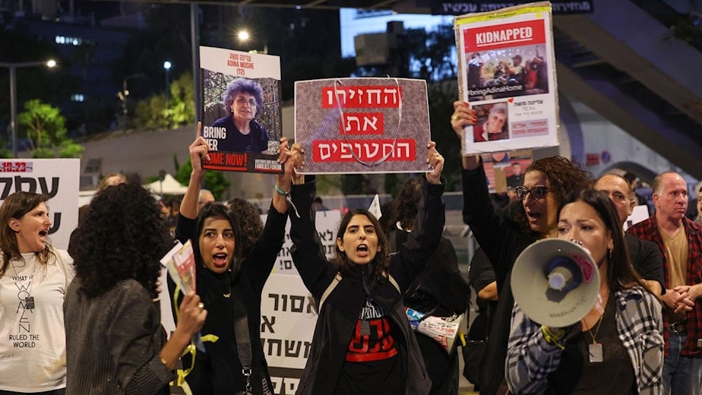 استطلاع اسرائيلي يؤكد أن 74% من الإسرائيليين يؤيدون إنهاء الحرب مقابل صفقة لإعادة الأسرى (أرشيفية)