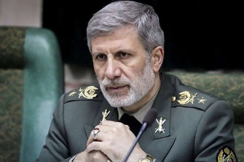 القائد العام للجيش الإيراني اللواء أمير حاتمي (إرنا)