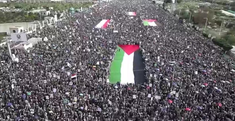 التظاهرات الشعبية في ميدان السبعين في صنعاء 