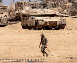 جندي إسرائيلي في قطاع غزة (أرشيفية - أ ف ب) جندي إسرائيلي في قطاع غزة (أرشيفية - أ ف ب)