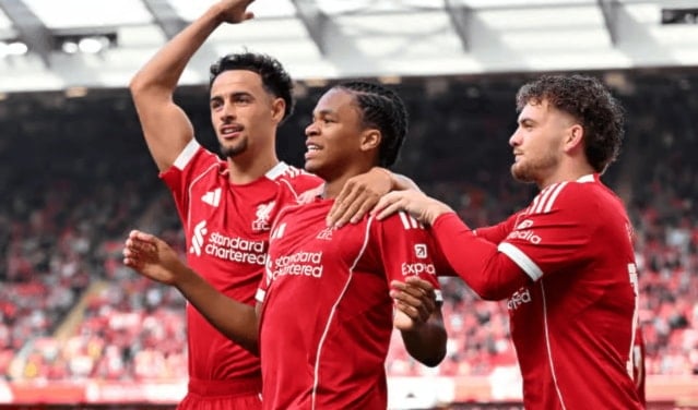 ليفربول يكتسح أتلتيك بيلباو برباعية