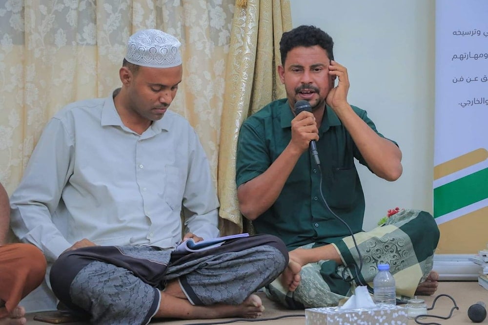 تتسم جلسات الدان الحضرمي بقواعد صارمة وممتعة في آنٍ واحد