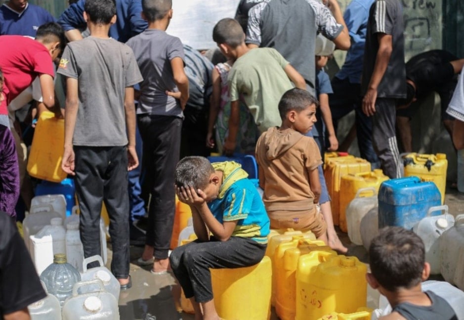 تحقيق: عناصر عصابة أميركية متطرفة يتولّون الأمن في مواقع المساعدات بغزة